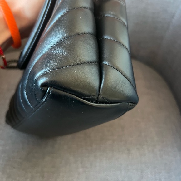 Saint Laurent Small Quilted Loulou bag - Picture 8 of 16